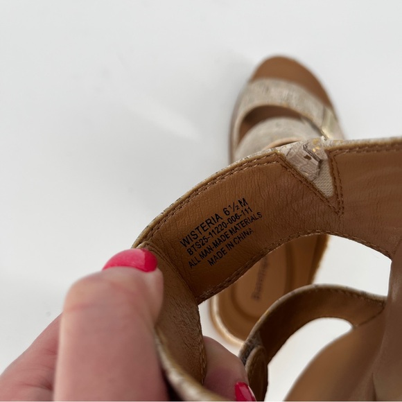 Baretraps Wisteria Slide Sandals Cream Cork Textured Comfort - Size 6.5 - Picture 11 of 13